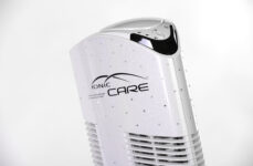Purificatore d'aria Ionic-CARE, dettaglio parte superiore, colore bianco perlato decorato con cristalli
